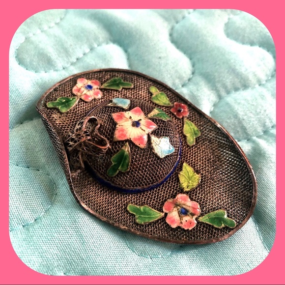 🌸VINTAGE 40s Silver Mesh Enamel Flower Hat Pin🌸 - Picture 1 of 8